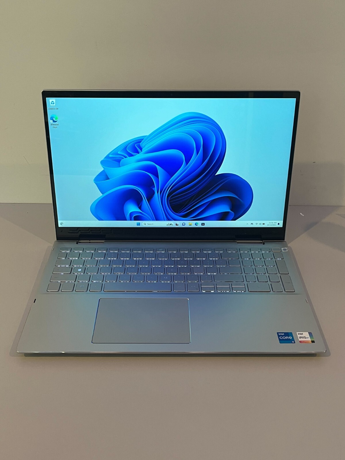 Dell Inspiron 7506 15.6″ 2-in-1 Laptop i5-11357G 12GB RAM 512GB SSD+32GB Win 11