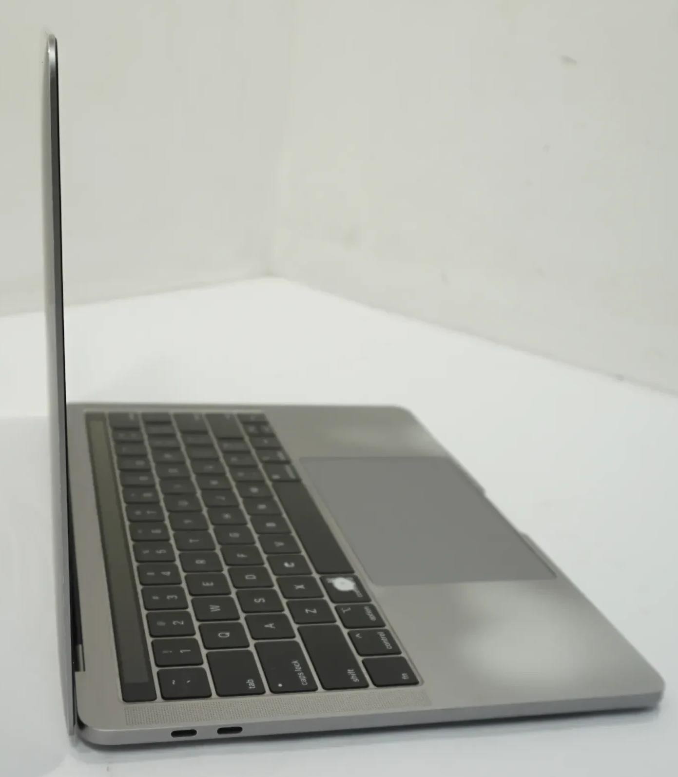 Apple MacBook Pro 2018 A1989 13.3″ Retina i5-8259U 2.3GHz 16GB 256GB Laptop