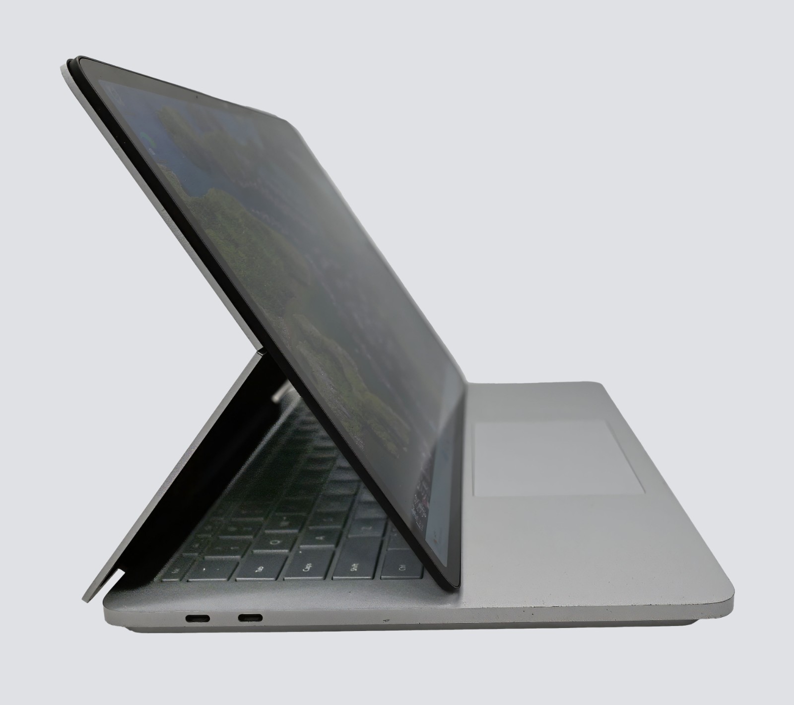 Microsoft Surface Laptop Studio i7-11370H 3.3GHz 16GB RAM 512GB SSD RTX 3050-Ti