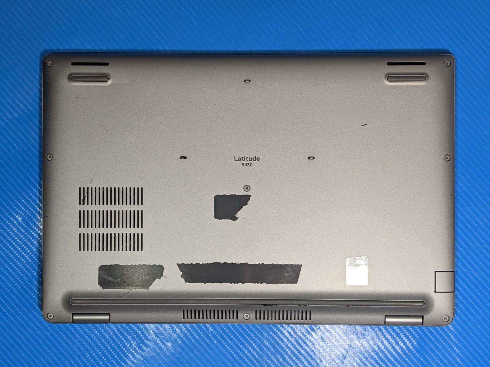 Dell Latitude 5430 14″FHD i7-12th 1.8GHz 8GB 512GB SSD W11P ExcellentBattery +PA