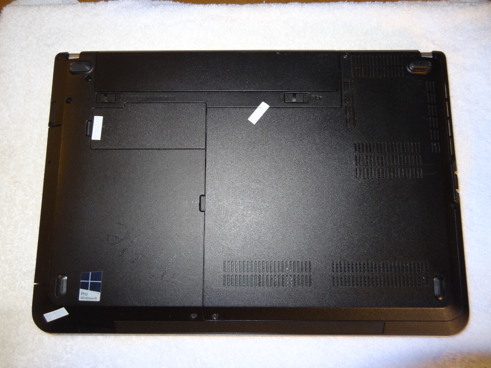 Lenovo E440 Laptop Computer -14″Screen -Windows 11 Pro -500 GB HDD -4 GB RAM