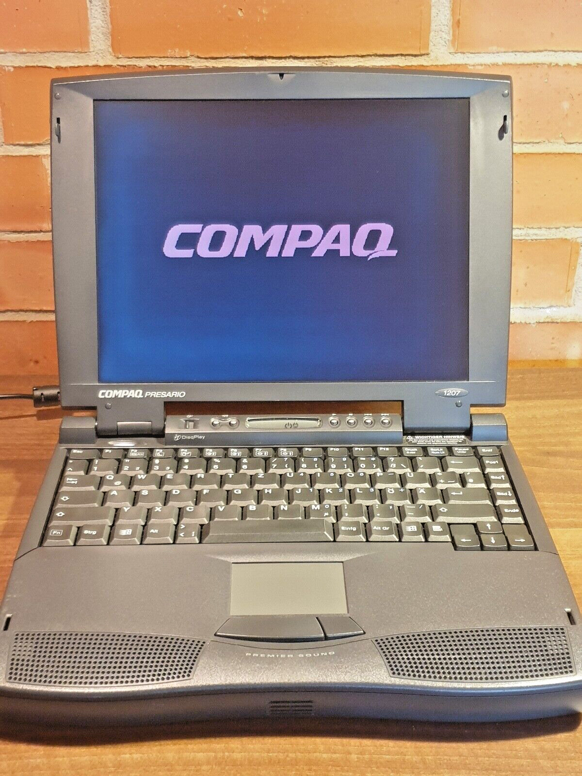 Compaq Presario 1207 – Rare Vintage Laptop Fully Functional
