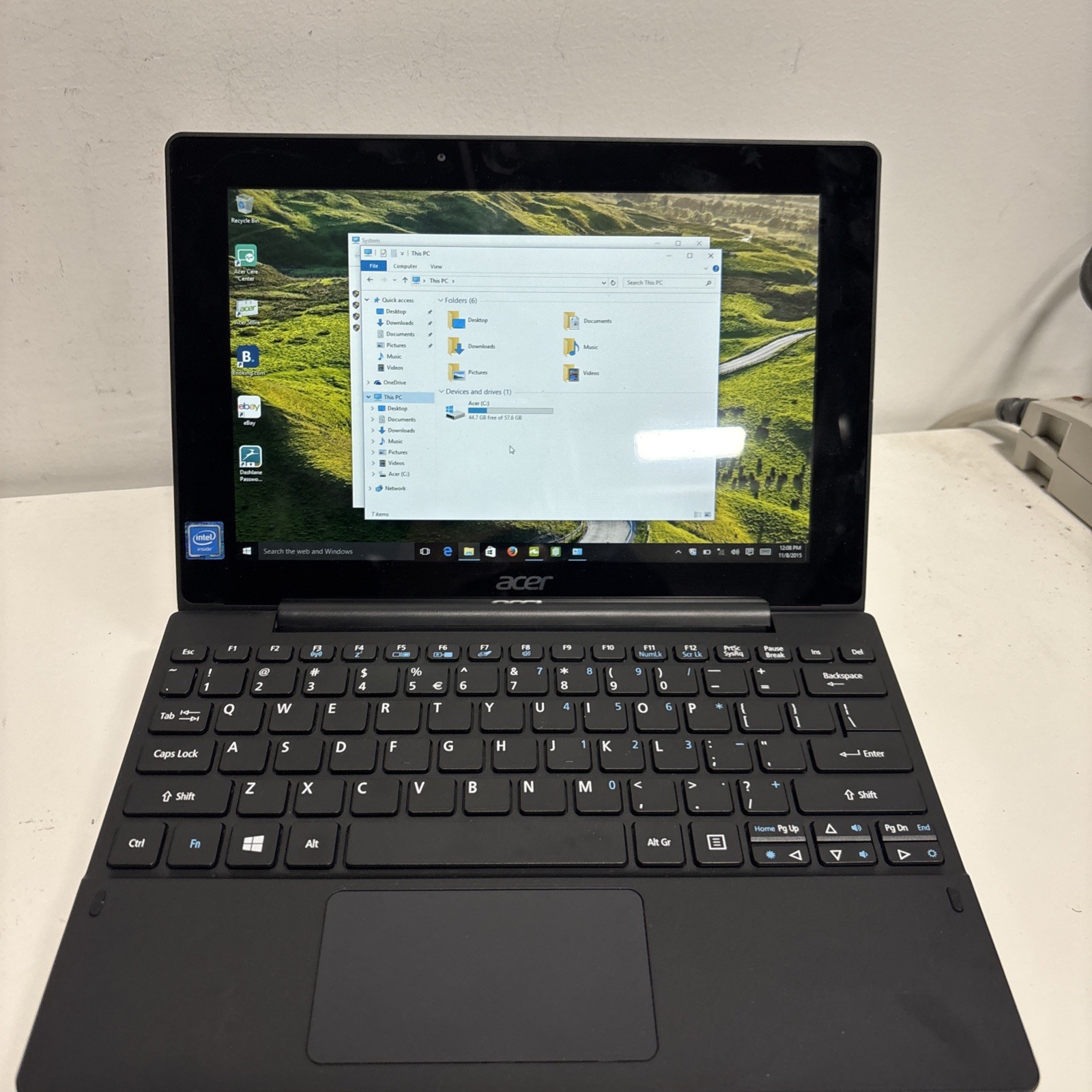 Acer Aspire 10e SW3-016 2-in-1 Multi-Touch Laptop/Tablet 1.44 GHz Windows 10