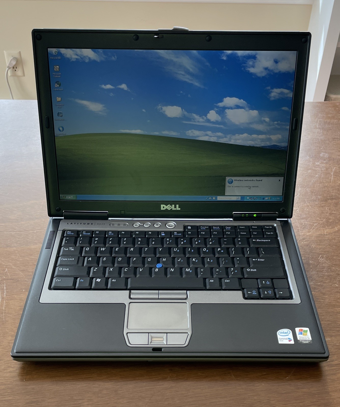 Dell Latitude D620 Retro Windows XP Laptop (9WB1)