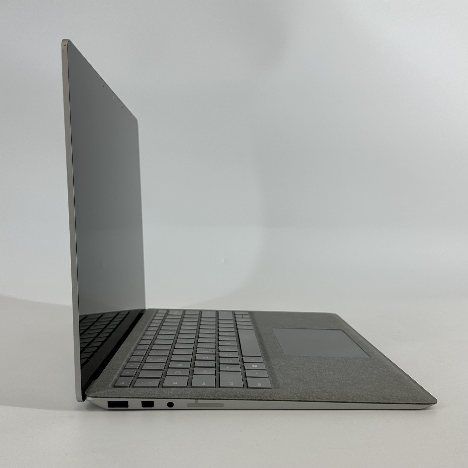 Microsoft Surface Laptop 2 13 2K TOUCH i7-8650U 1.90GHz 16GB 512GB SSD Very Good
