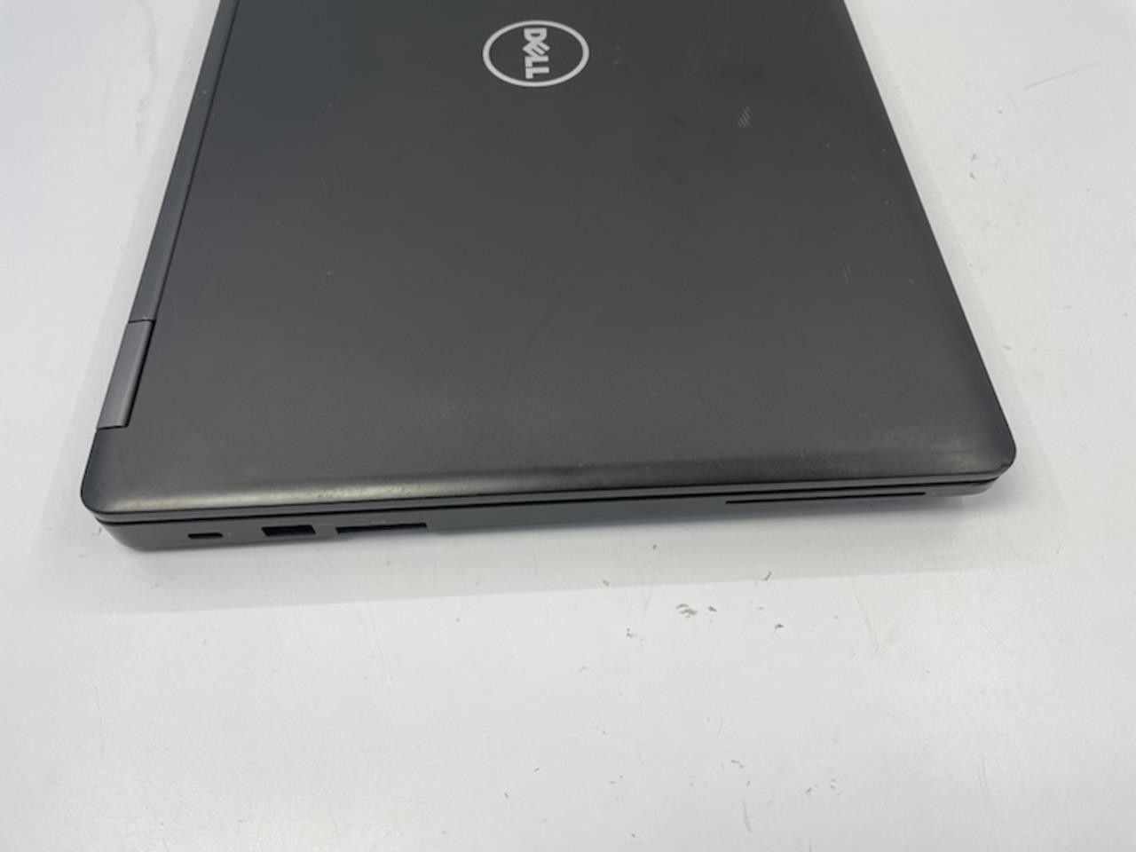 DELL PRECISION 3520 Laptop w/ Intel Core i5-7440HQ 2.80 GHZ + 16 GB | No HD / OS