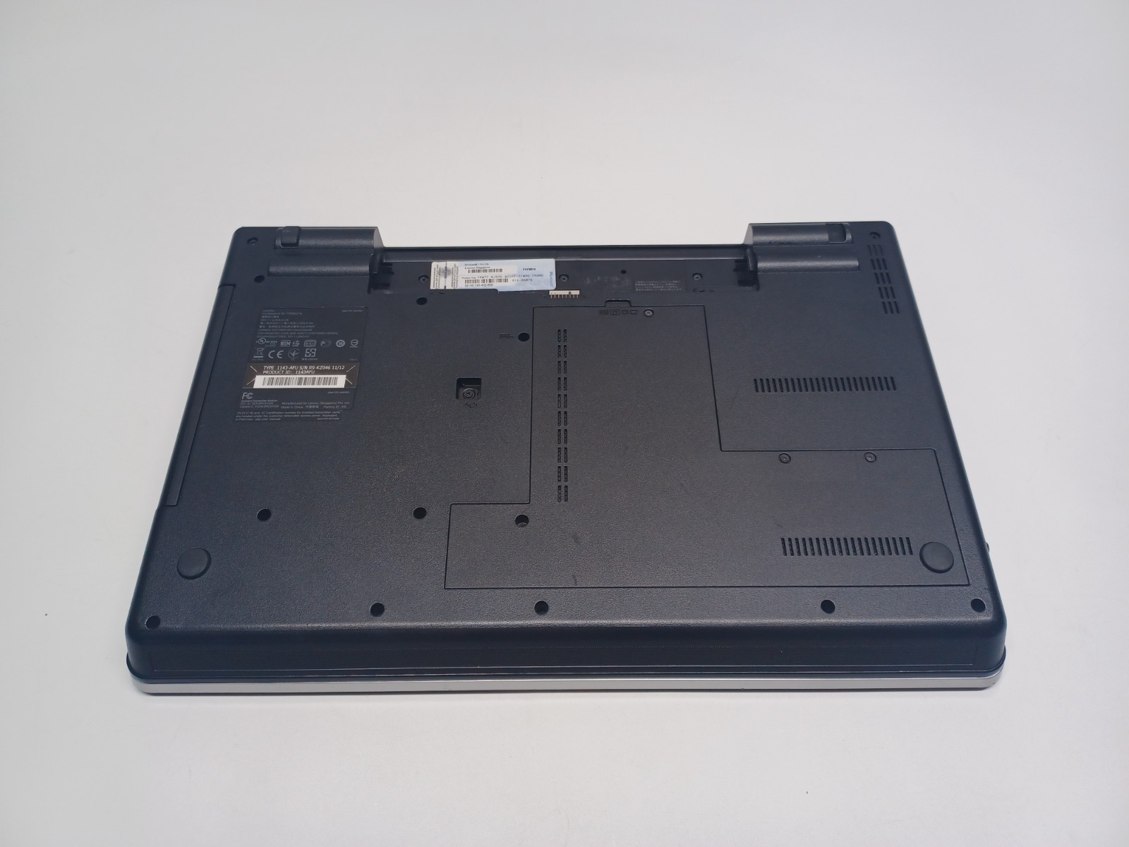 Lenovo ThinkPad E520 Laptop i5-2430M 4GB 500GB No OS/Battery