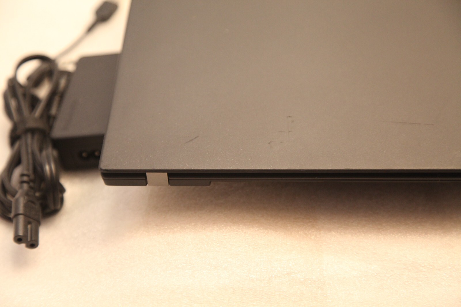 Lenovo ThinkPad T470 14″ Intel Core i7-6500U 8GB RAM 180GB SSD 1080P Win10Pro