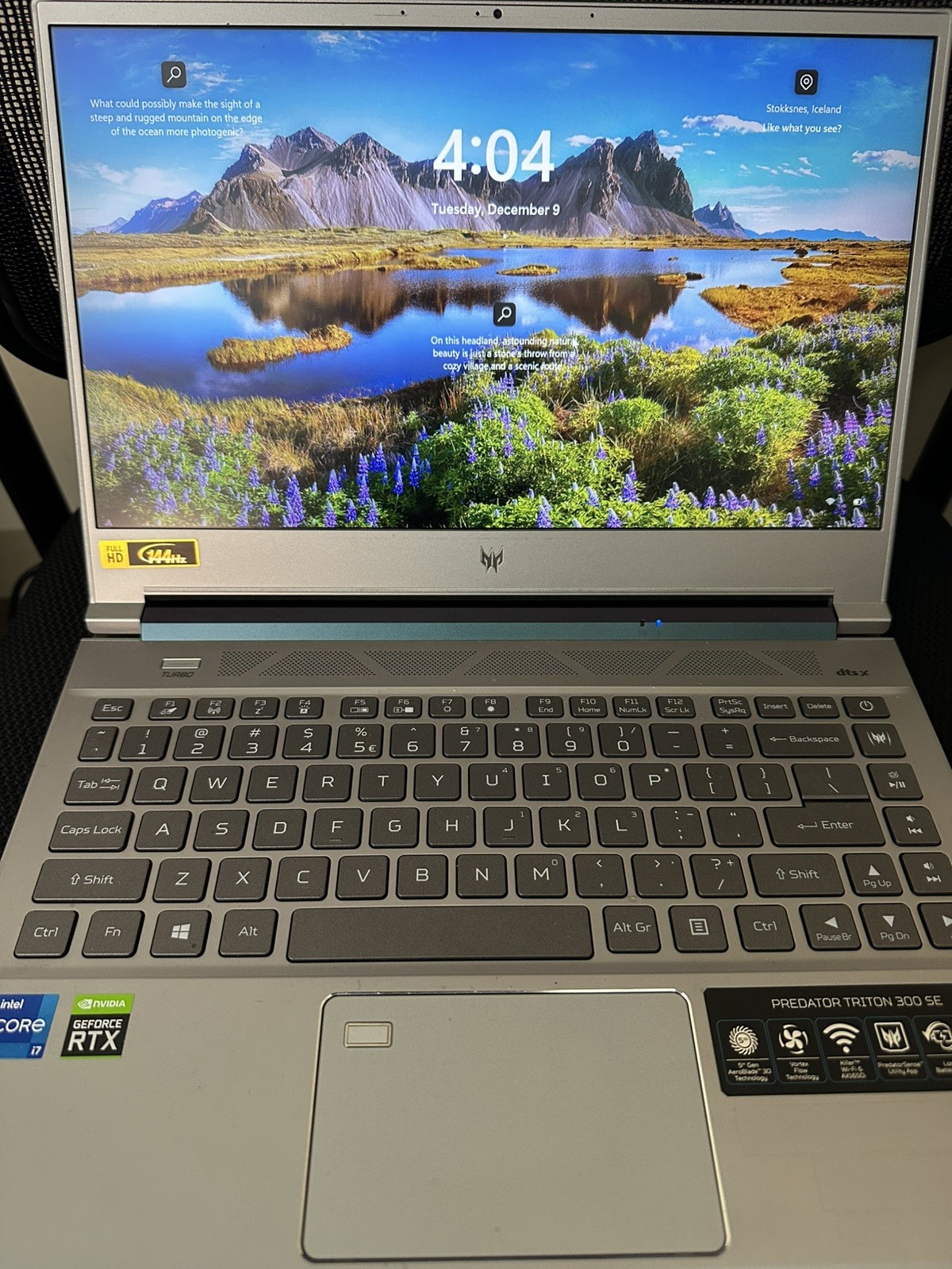 Acer Predator Triton 300 SE Gaming Laptop i7 24G RAM 1TB Drive GeForce 3050Ti