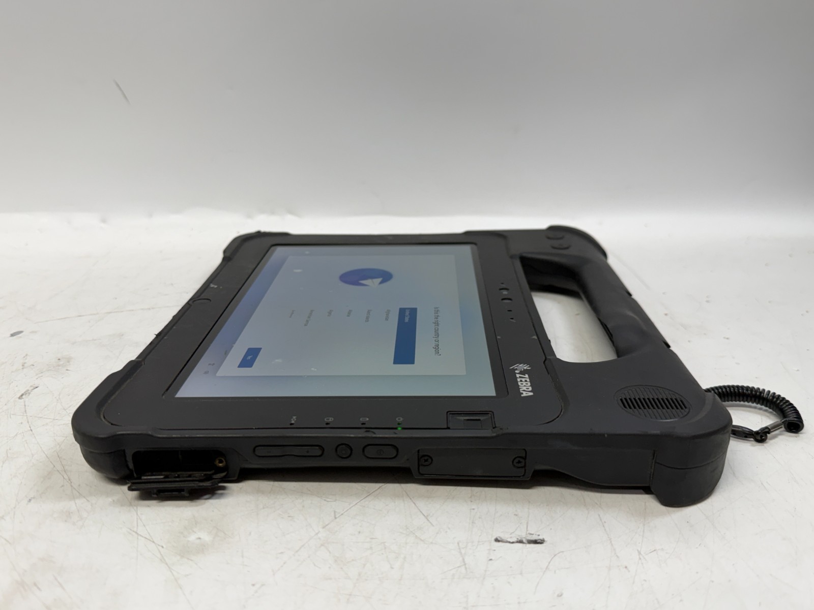 Zebra Xplore iX101L2 i5-8250U 8GB RAM 256GB M.2 Win11 Home NO AC