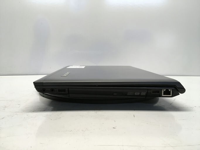 Lenovo V570 Intel i5-2430M 2.4GHz 6 GB NO HDD No Batt