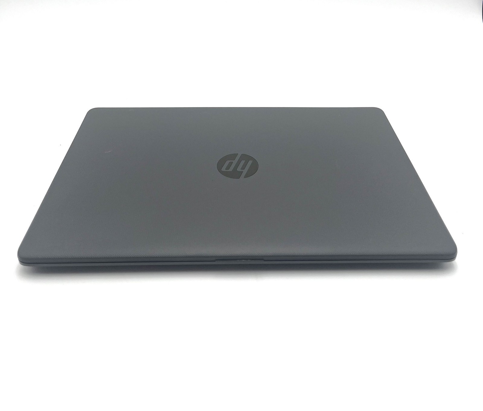 HP 255 G6 Notebook PC AMD A6-9220 8GB RAM 256GB SSD Radeon R4 Laptop