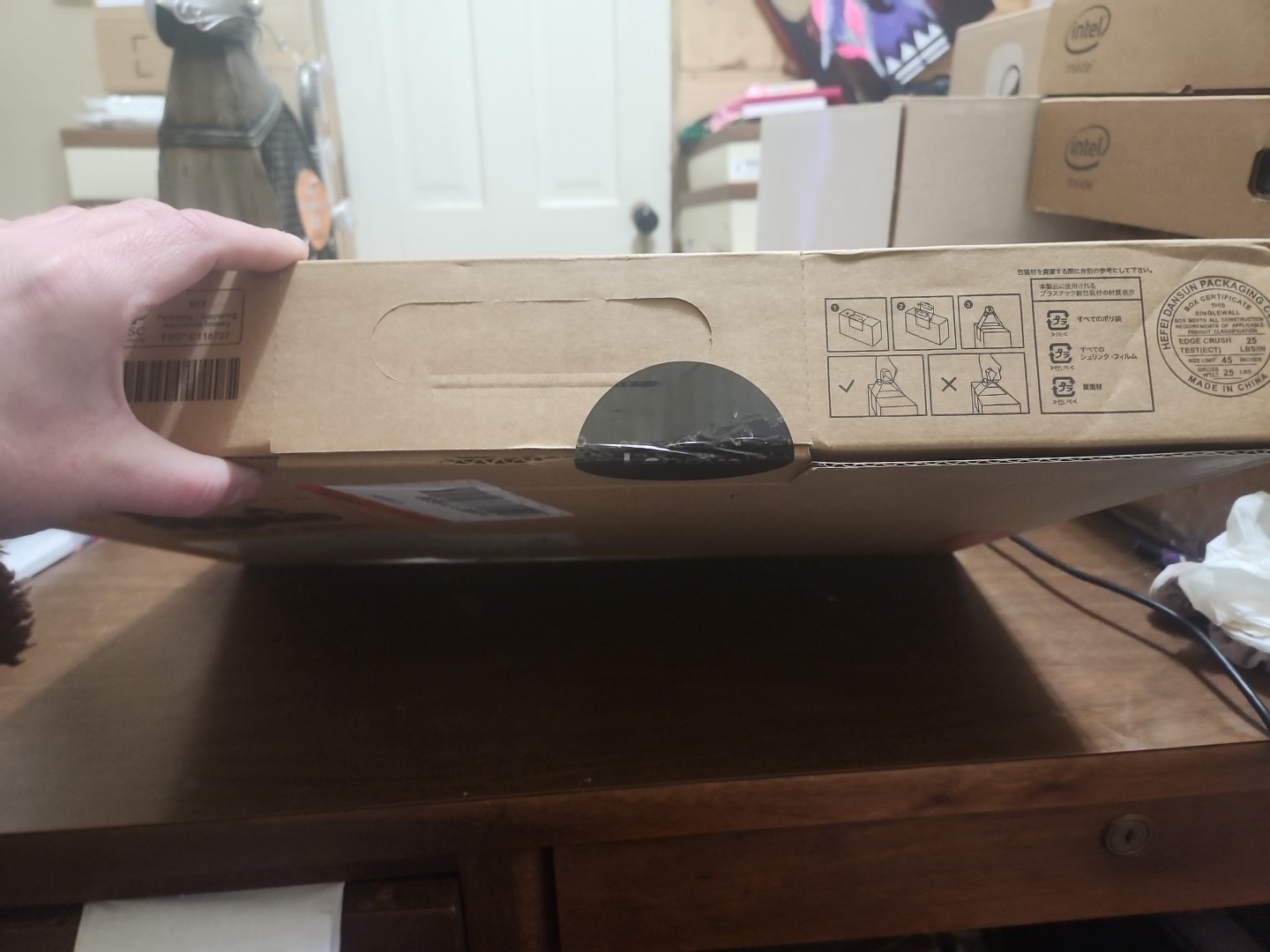 Lenovo IdeaPad Slim 3 15IAN8 Laptop 15.6″ Full HD Display, Intel Core I3