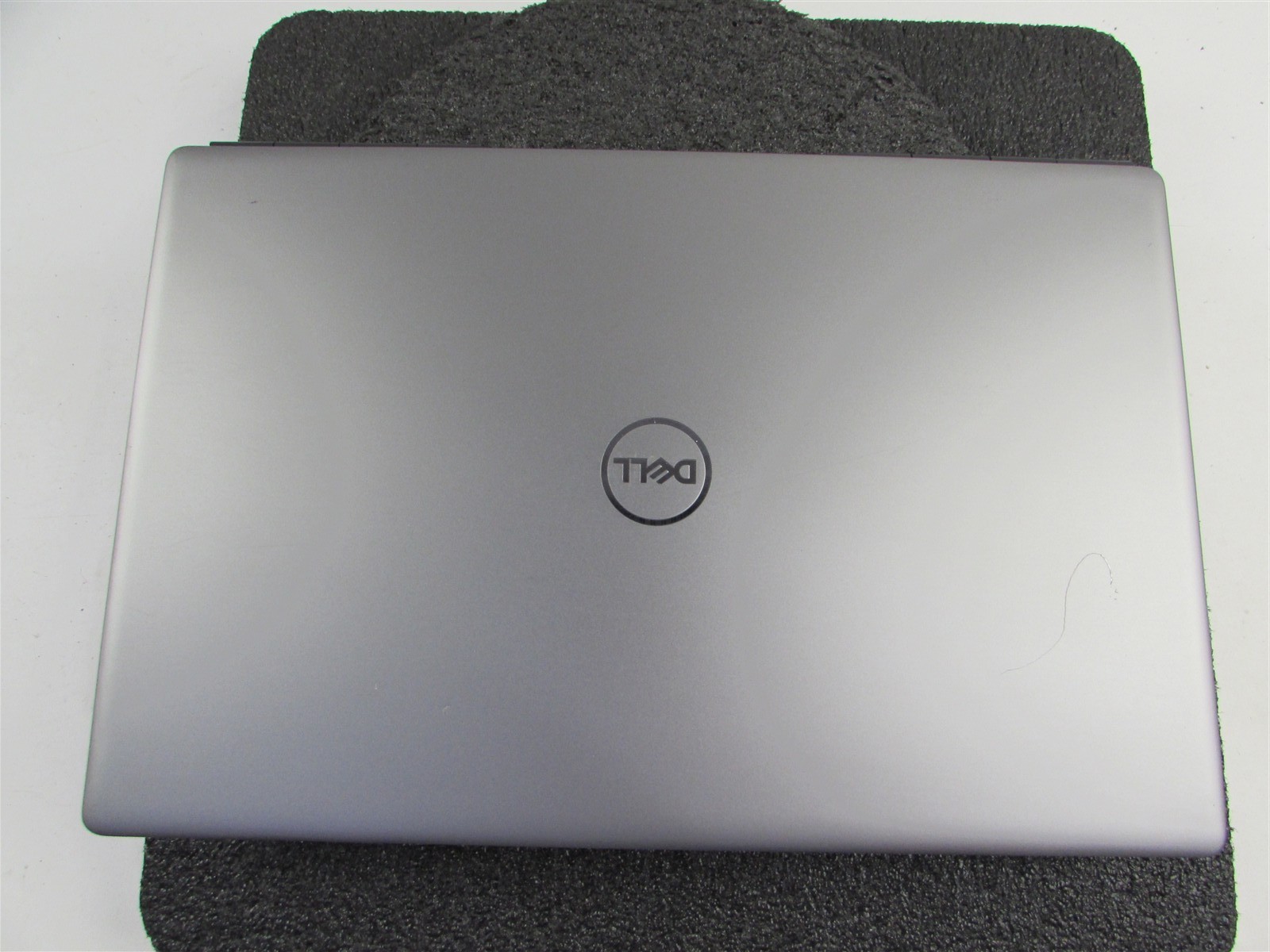 DELL PRECISION 7750 FHD CORE I7-10850H 512GB 64GB RAM RTX 4000 WIN 11 PRO NO BAT