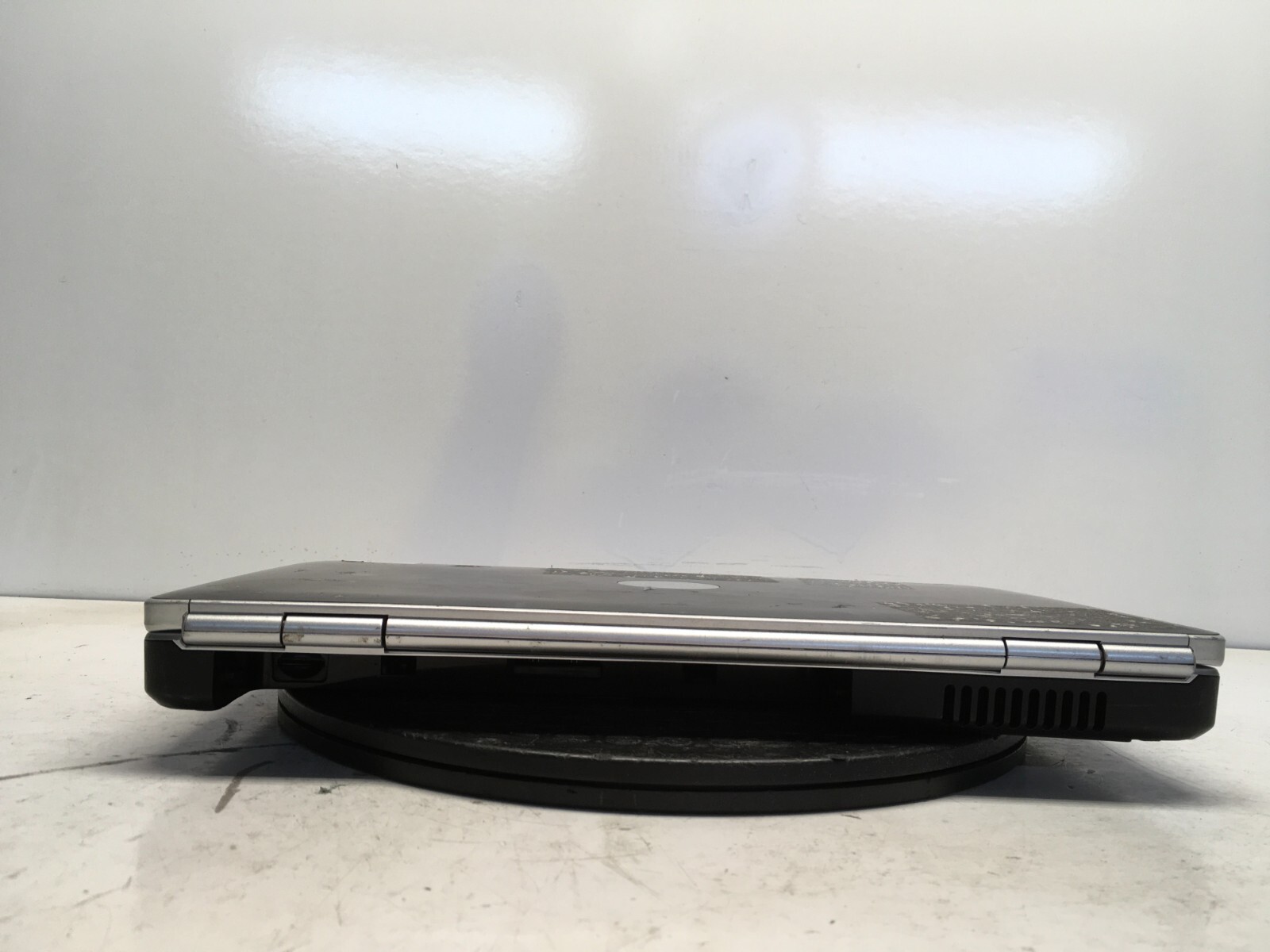 Dell Inspiron 1525 Intel Celeron 2GHz 3 GB NO HDD No Batt