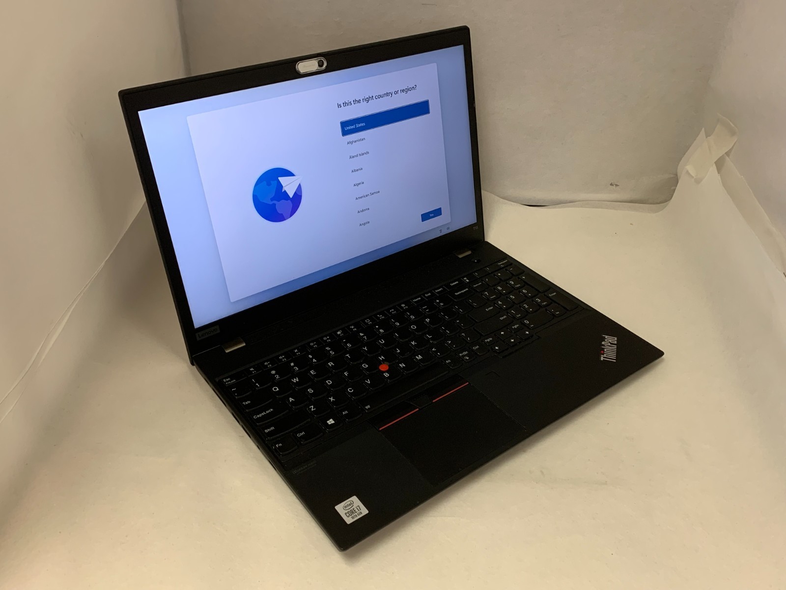 Lenovo ThinkPad T15 15.6″ FHD i7-10510U 1.8GHz 16GB 256GB W11P