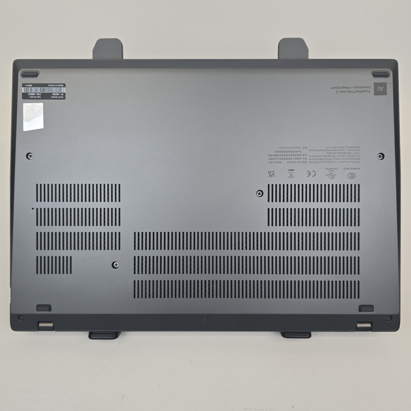 Lenovo ThinkPad P14s Gen 3 FFHD+ Touch I7-1260P 16GB 512 NO OS W/AC