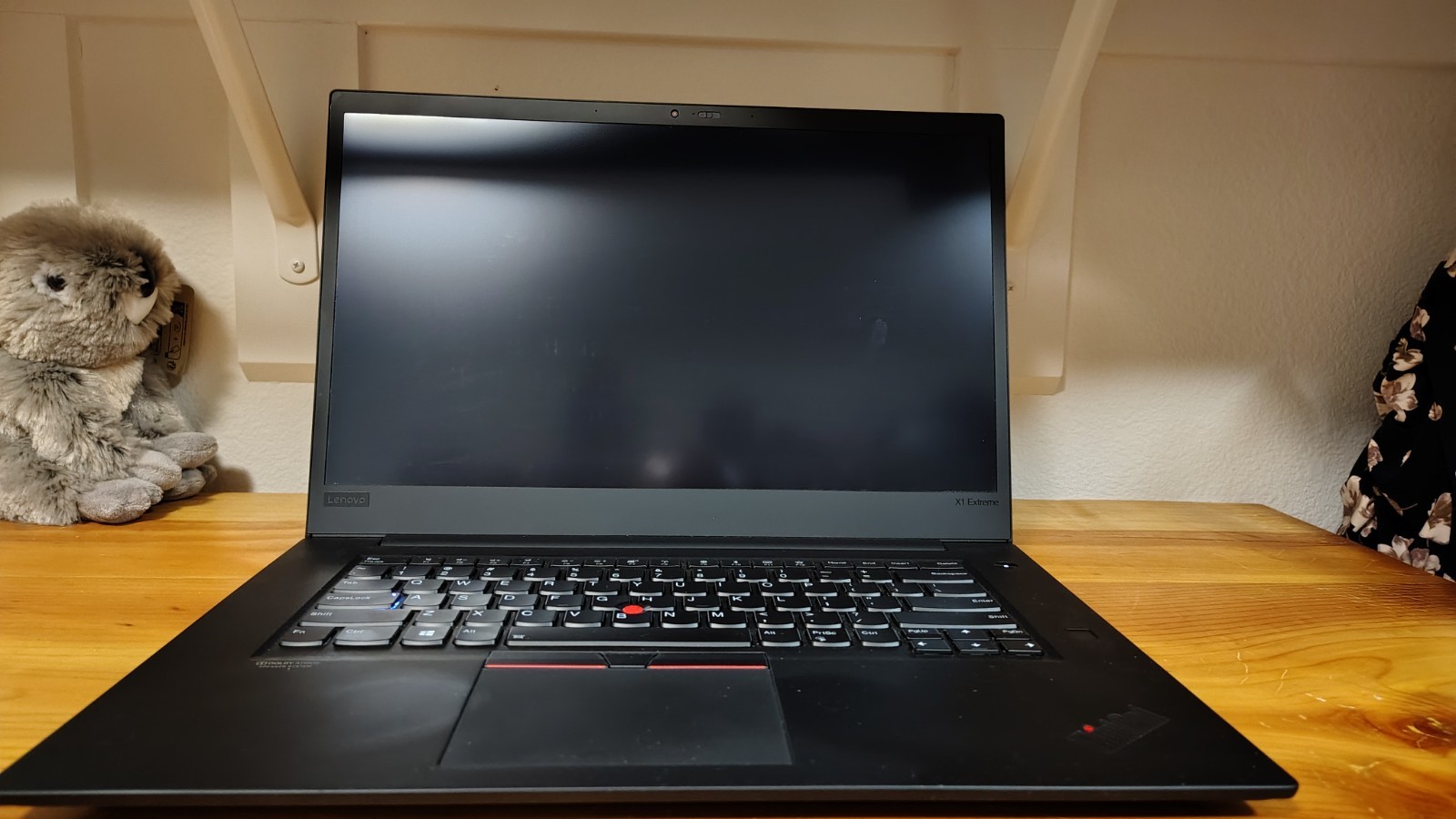 Lenovo Thinkpad X1 Extreme Gen 2 / Core i7-9750H / 512GB M.2 / 32GB DDR4 Ram