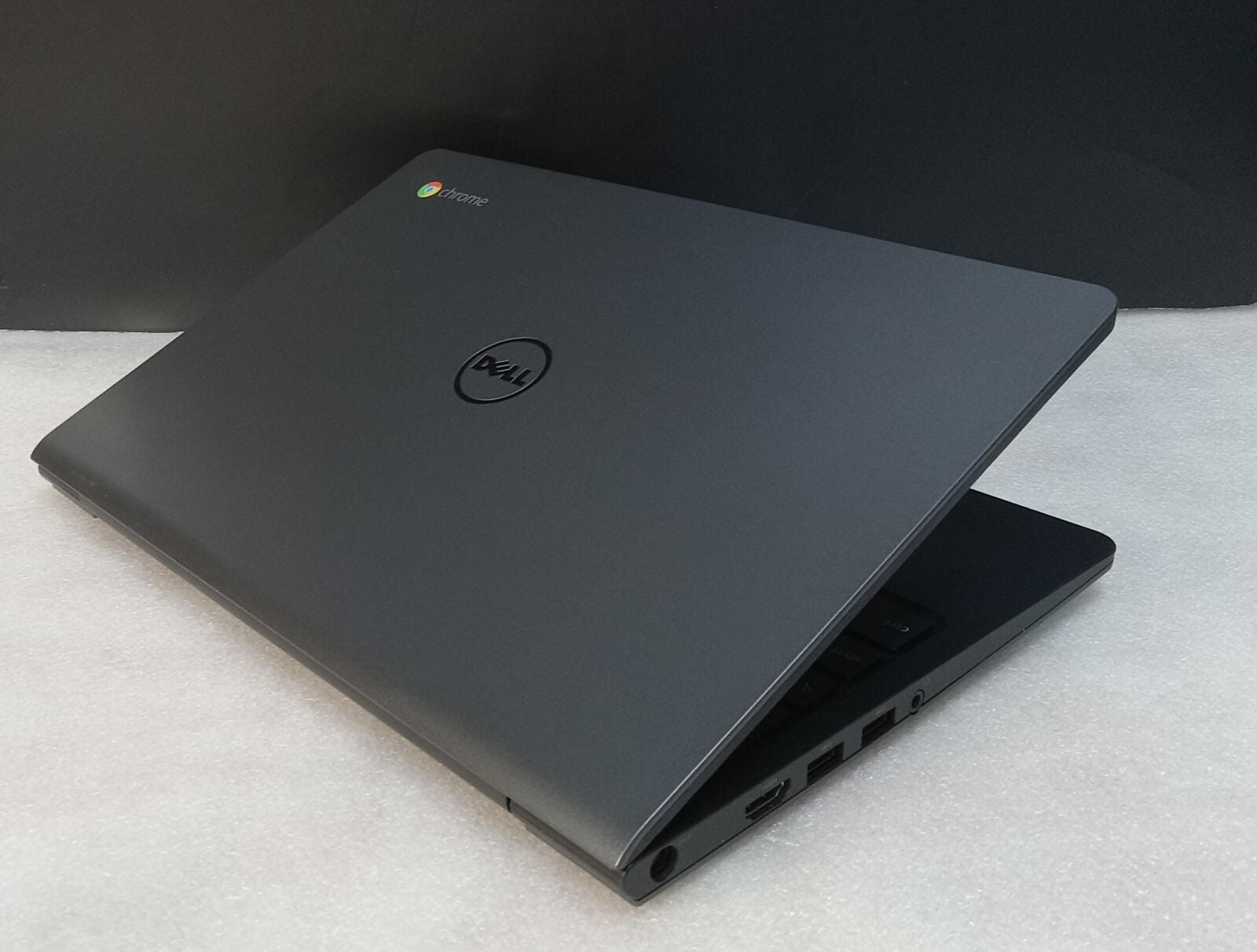 Dell Chromebook 11 CB1C13 11.6″ Gray Intel Celeron 2955u 1.40GHz 4GB RAM 16GB