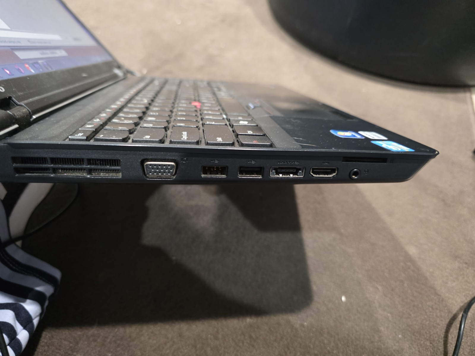 Lenovo ThinkPad T420i Laptop Intel Core i3-2350M 2.3GHz 4gbRAM
