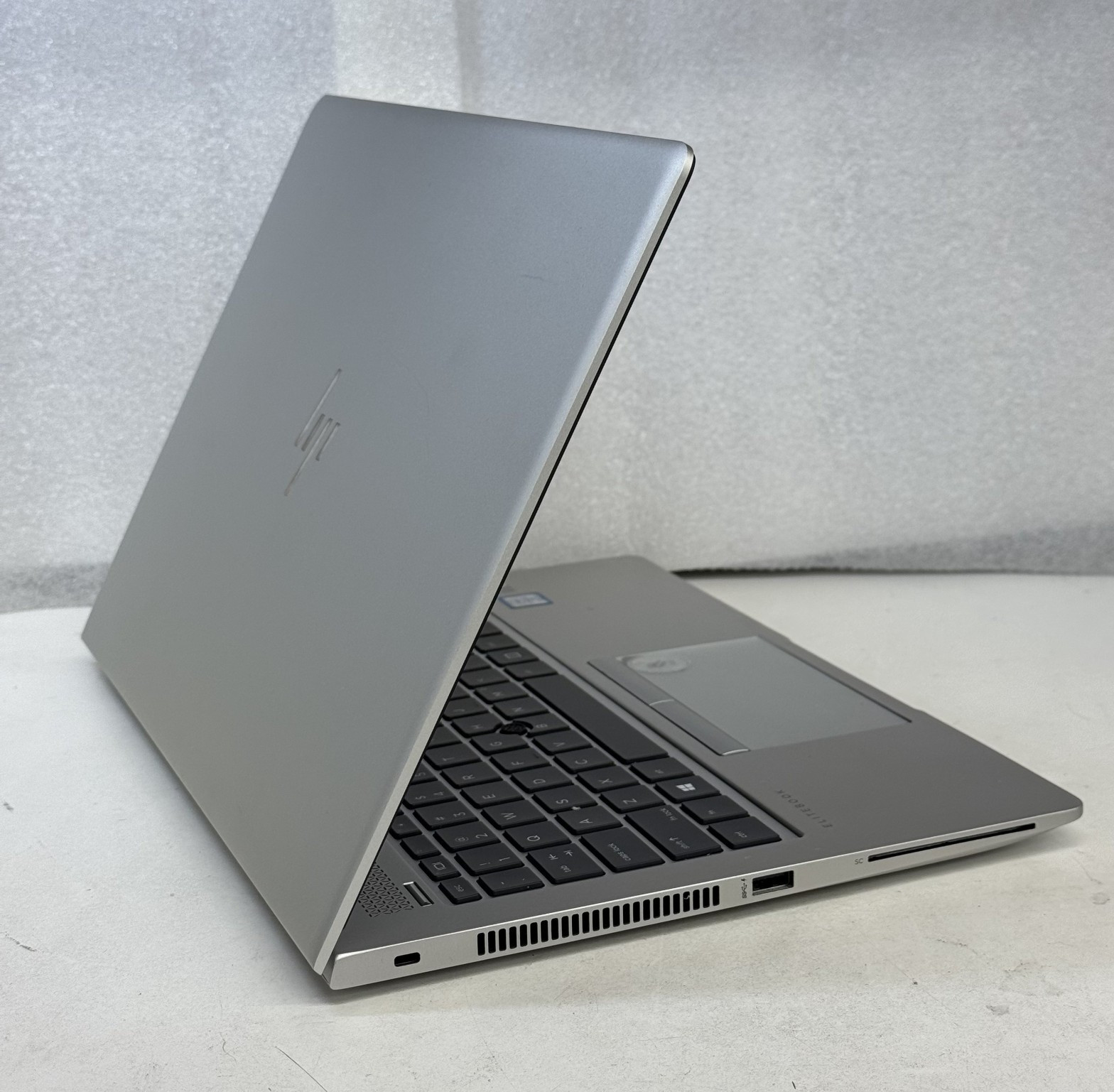 HP EliteBook 840 G6 14″ Core i5-8365U 1.60GHz 16GB RAM 256GB SSD W11P #HP65