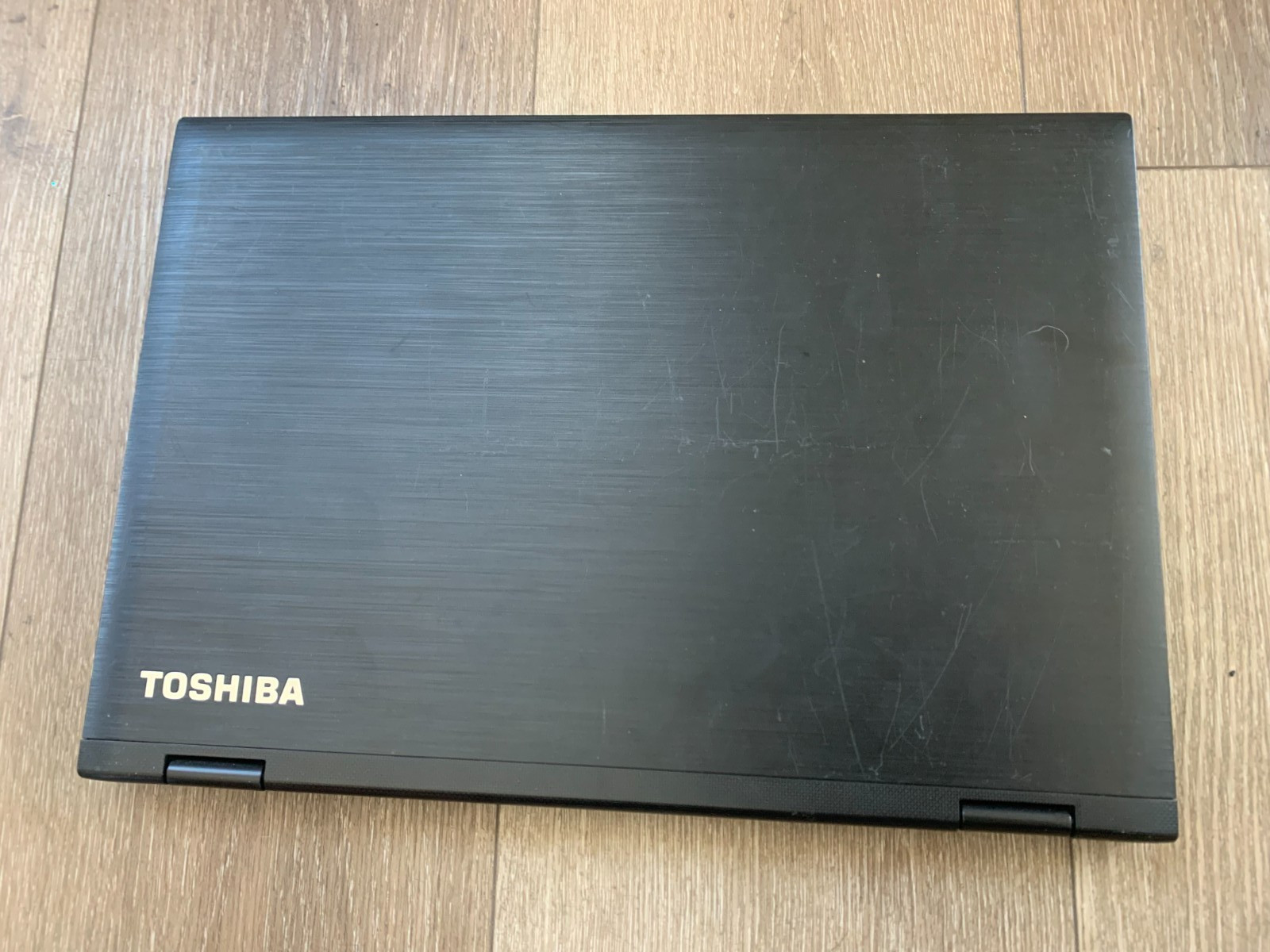 Toshiba Satellite E45W-C4200X 14″ Intel Core i3-5015U 2.1GHz 4GB RAM 500GB Win10
