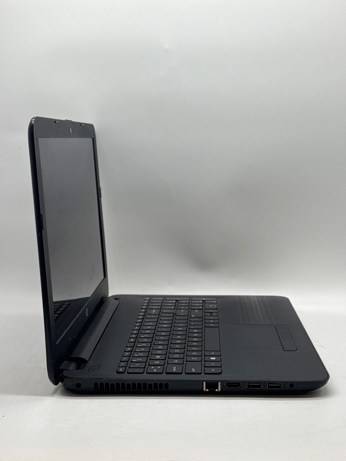 HP 15-ba009dx 15.6″ AMD A6-7310 6GB RAM 500GB HDD Windows Laptop