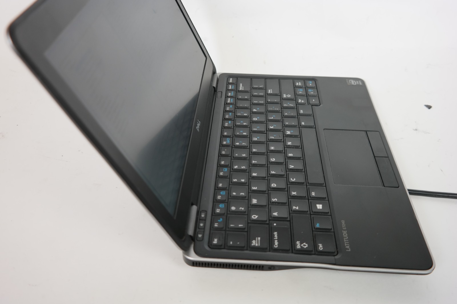 Dell Latitude E7240 i5 No RAM No HDD No Battery No Backplate Boots BIOS (Tested)