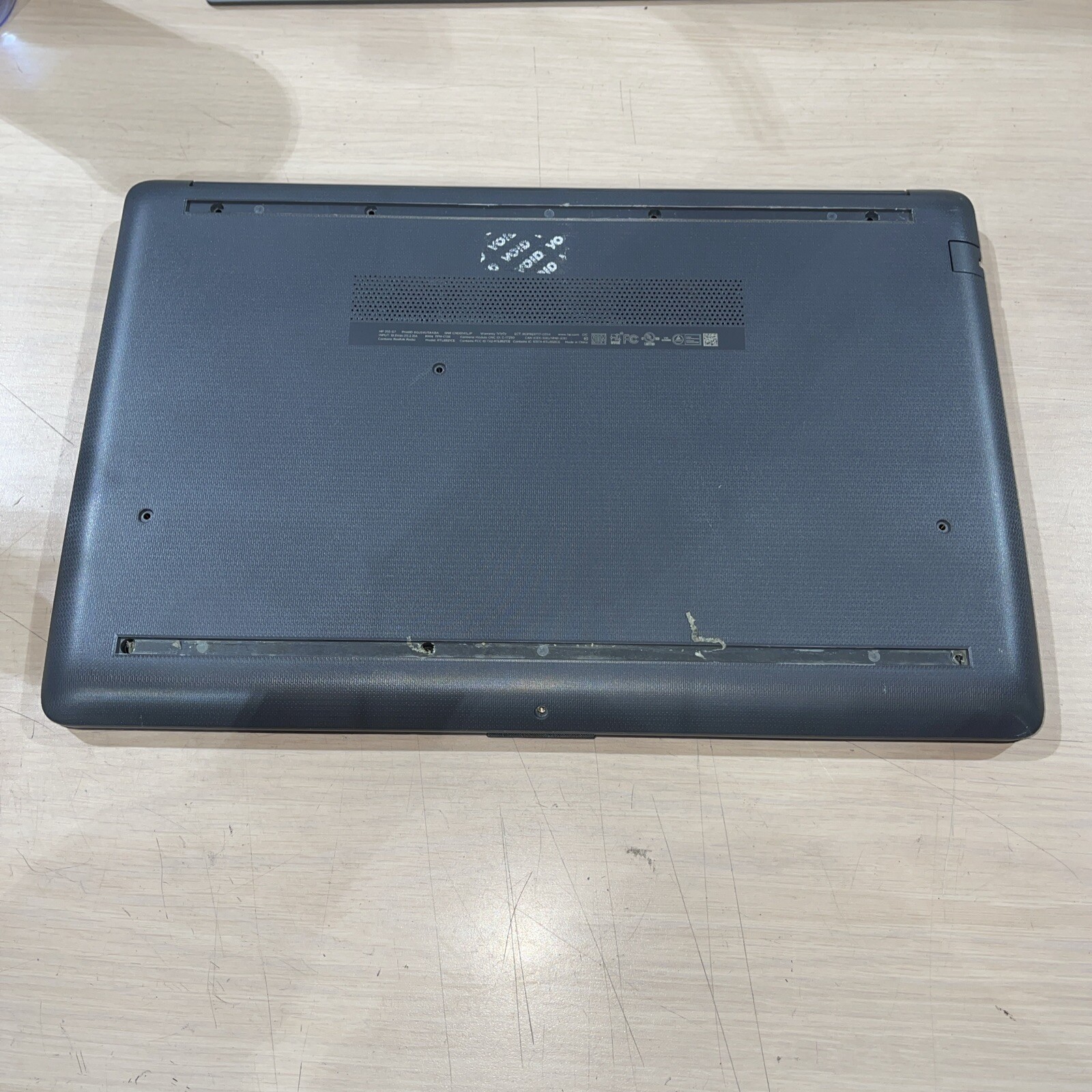 HP 255 G7 Notebook AMD A4-9125 Radeon 4GB RAM NO HD1