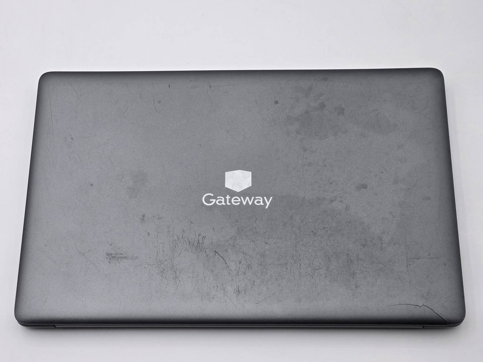 Gateway GWNC31514-BK 15.6″ i3-1115G4 Barebones Shell No RAM SSD POSTs AS-IS