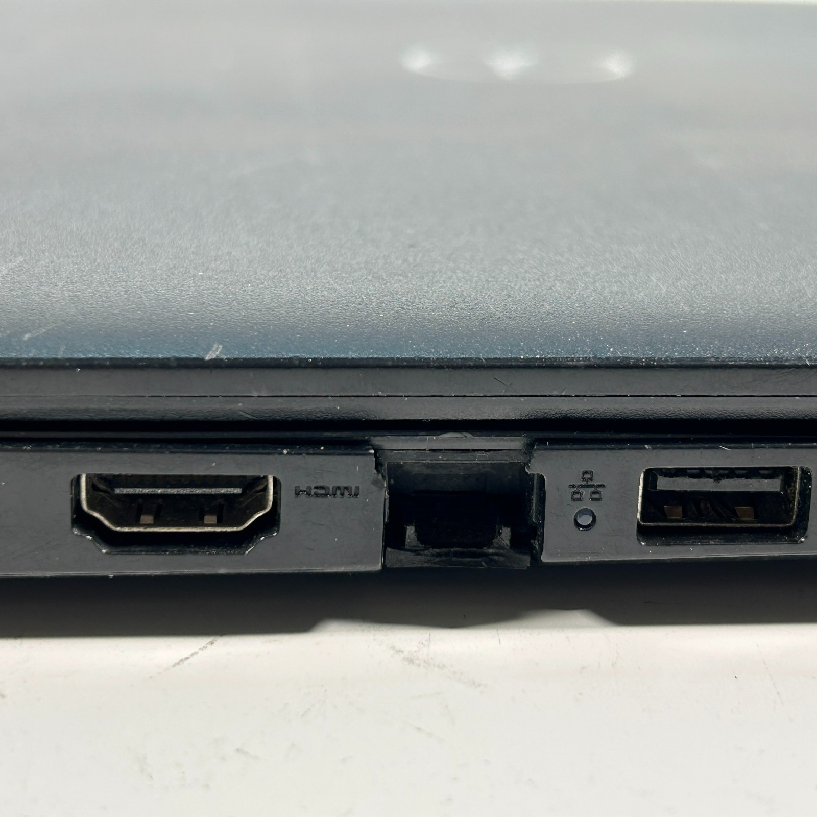 Dell Latitude 3500 Intel Core i5-8265U 1.6GHz 8GB RAM 256GB NVMe No OS Used READ