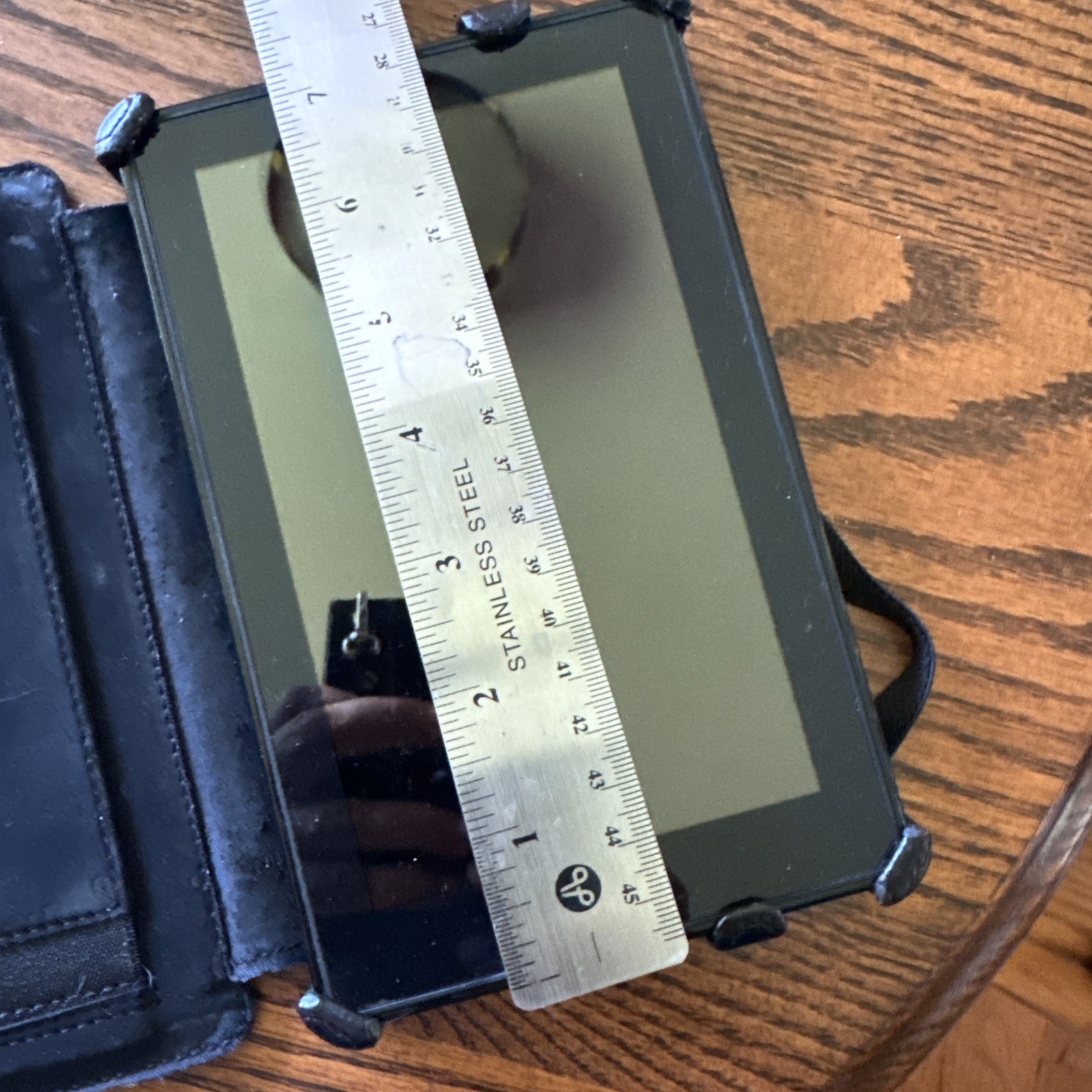 Kindle Fire Tablet 7” vibrant color display and hard case