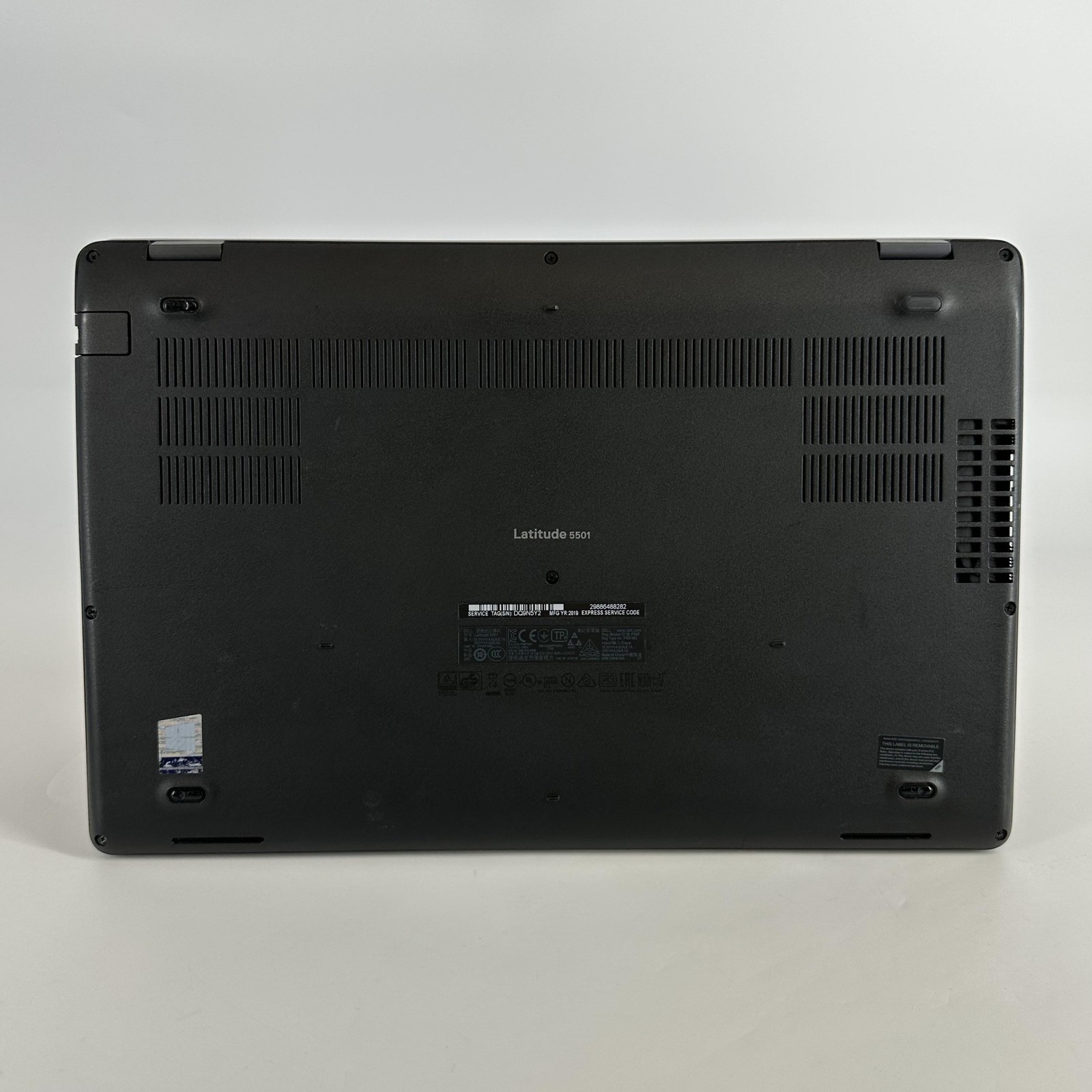 Dell Latitude 5501 15.6 Black FHD i7-9850H 2.60GHz 16GB 512GB SSD Good