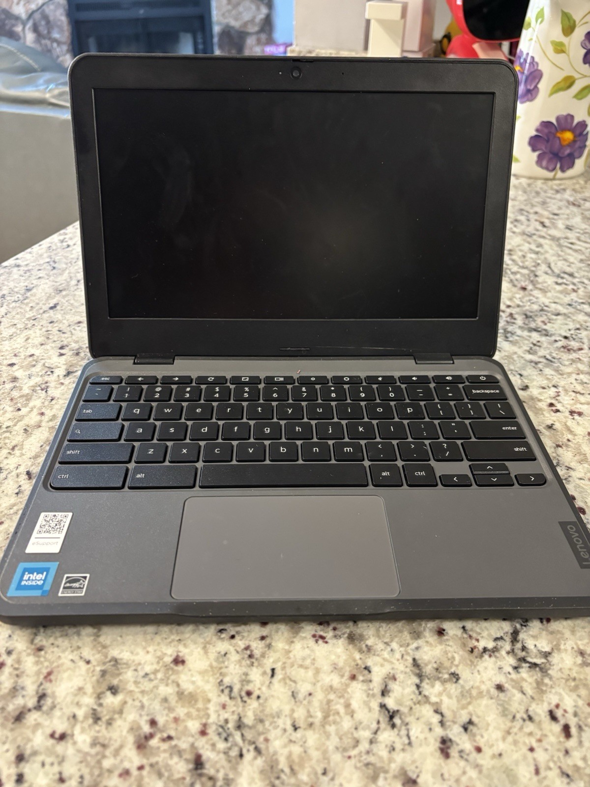 Lenovo Chromebook C340 Laptop 15.6″ FHD Touchscreen Display, Intel Core I3 CPU