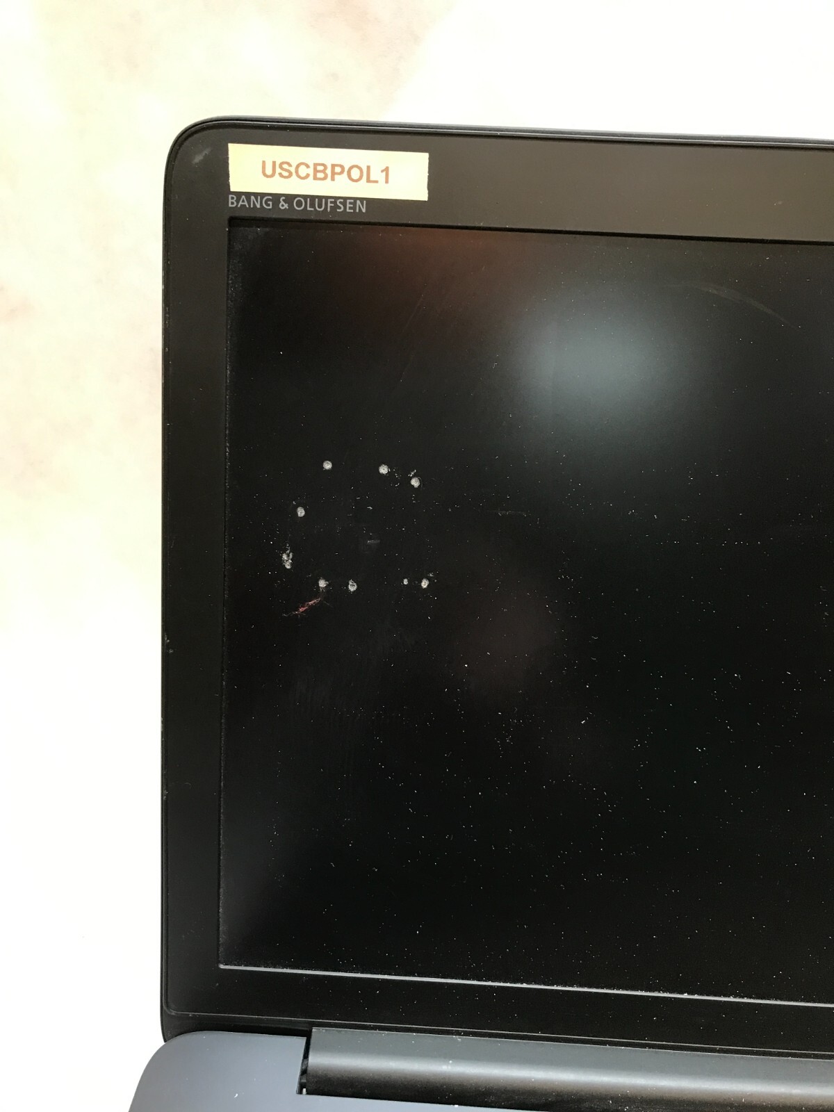 HP ZBook 17 G3 17″ Laptop Intel Core i7 4GB RAM NO HDD/OS For Parts AS IS – -DW