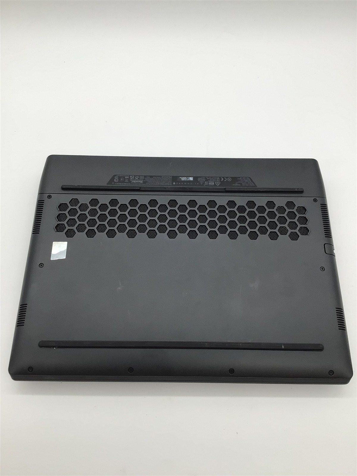 Alienware m15 R7 AMD Ryzen 9 6900HX/32GB RAM/1TB NVMe RTX 3070 Ti 8GB