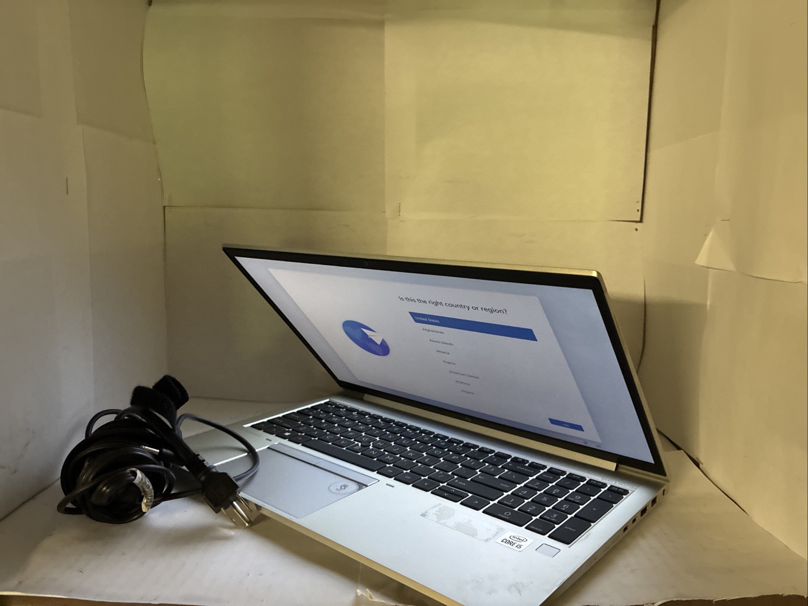 HP EliteBook 850 G7 15.6″ i5-10210U 8GB RAM 256GB SSD Win 11 Pro