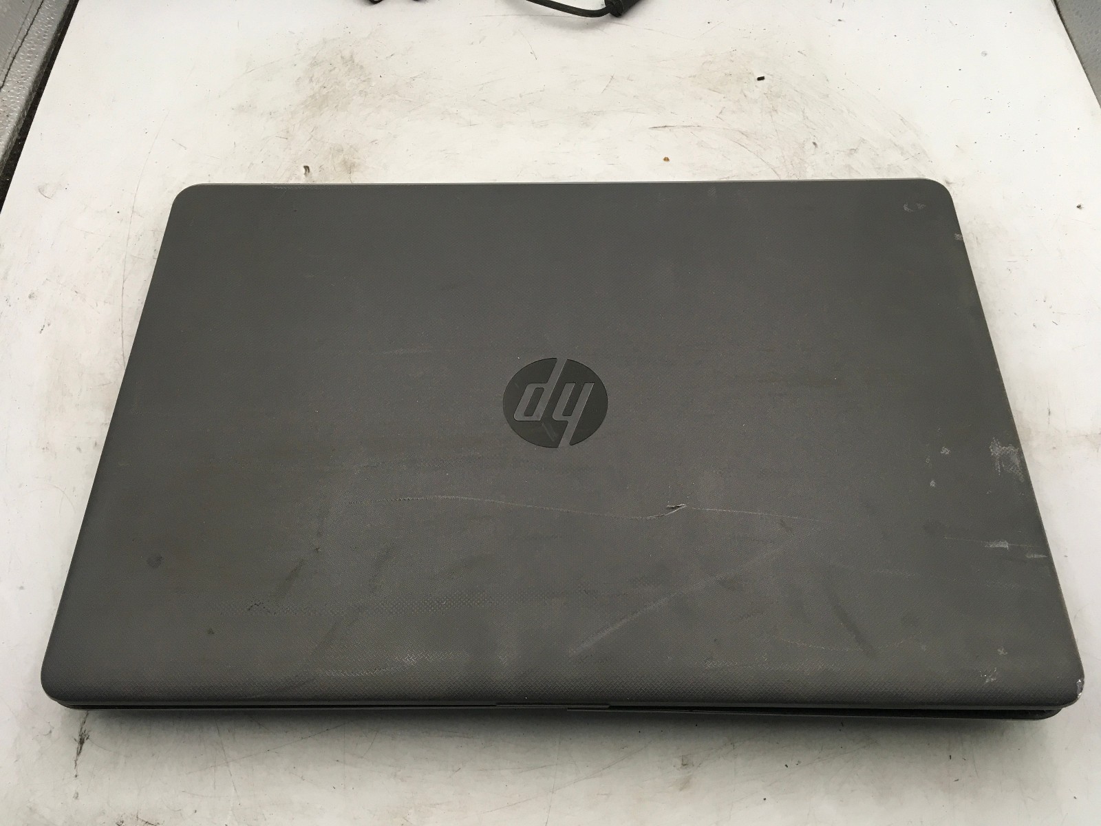 HP 255 G6 – FOR PARTS/REPAIR – AMD E SERIES CPU – NO RAM -READ DESC-NO POWER- BB