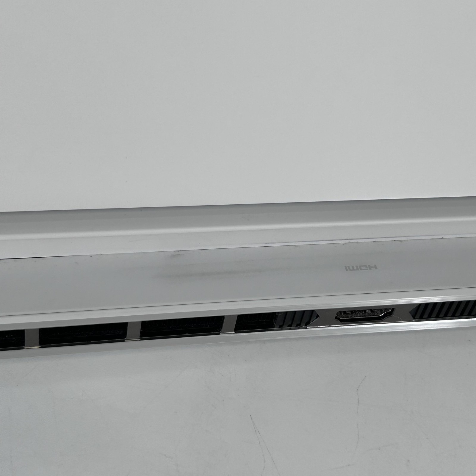 Lenovo Legion 7i Gen 9 16 240Hz QHD+ 2.2 GHz i9-14900HX 32GB 1TB SSD RTX 4070