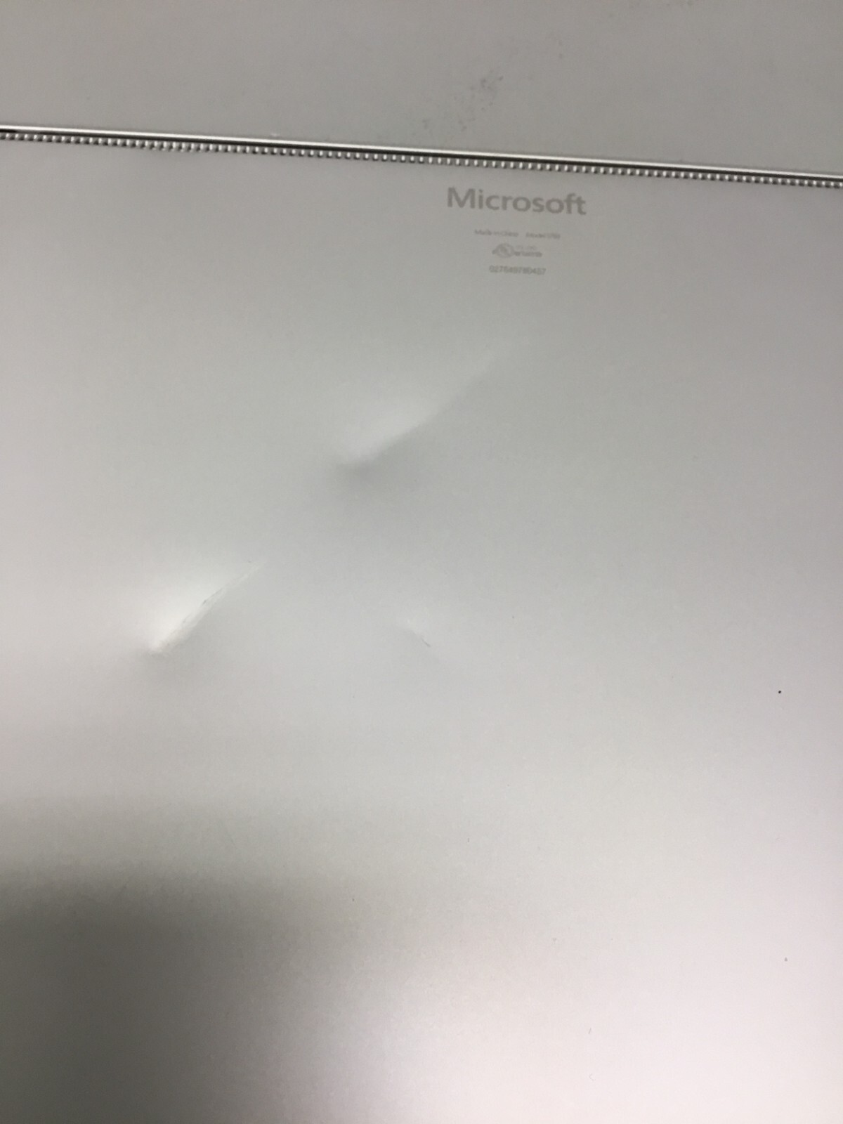 Microsoft Surface laptop13.5” 256 GB Core i5 7th Gen 2.60GHz 8GB RAM WIN 11 PRO