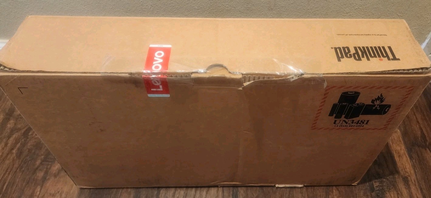Lenovo P17 G1 20SN004TUS – Intel Core i9-10885H vPro (2.40GHz, 16MB) 17.3″