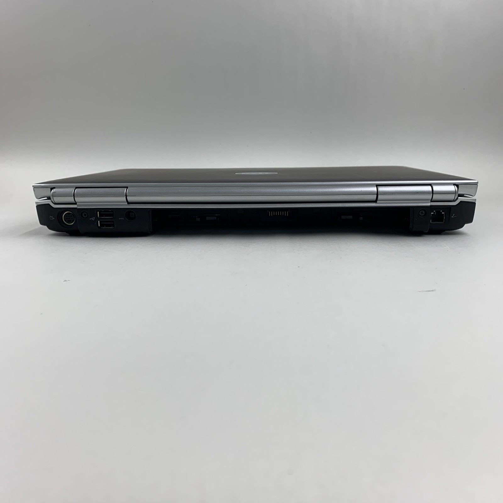 Dell Inspiron 1520 Core 2 Duo-06FD 2.00GHz 3GB RAM 15.6″ No Battery No HDD/OS