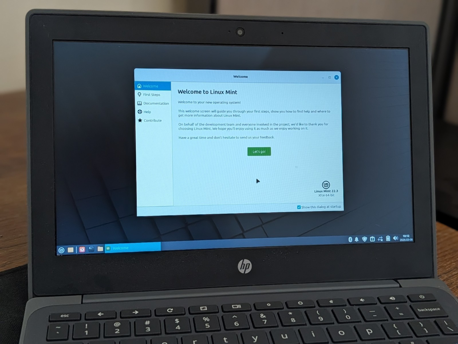 HP ChromeBook 11 G8 EE Laptop With Linux Mint