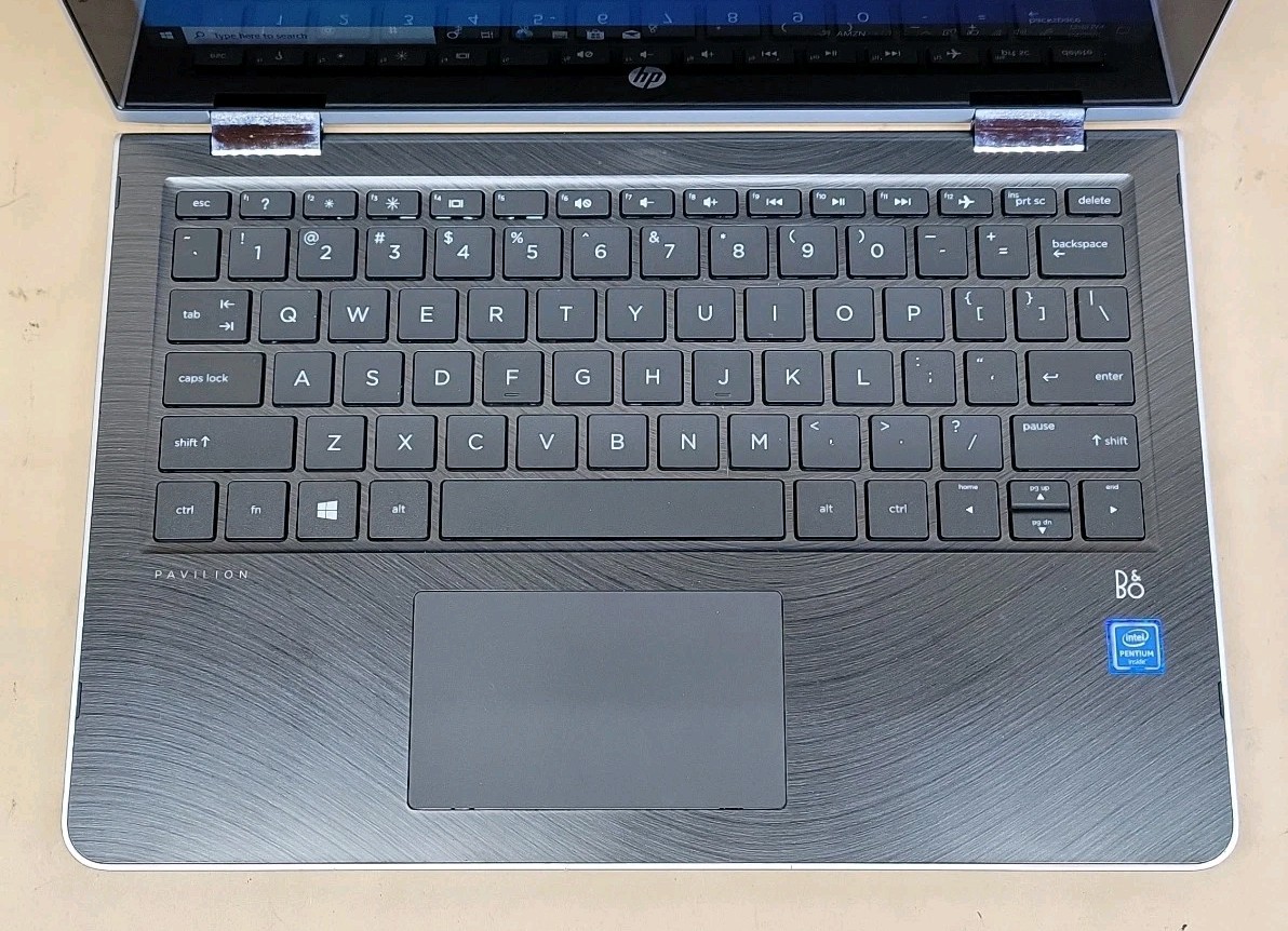 HP Pavilion x360, Intel Pentium N4200 @ 1.1GHz, 4GB RAM, 250GB SSD, Win 10