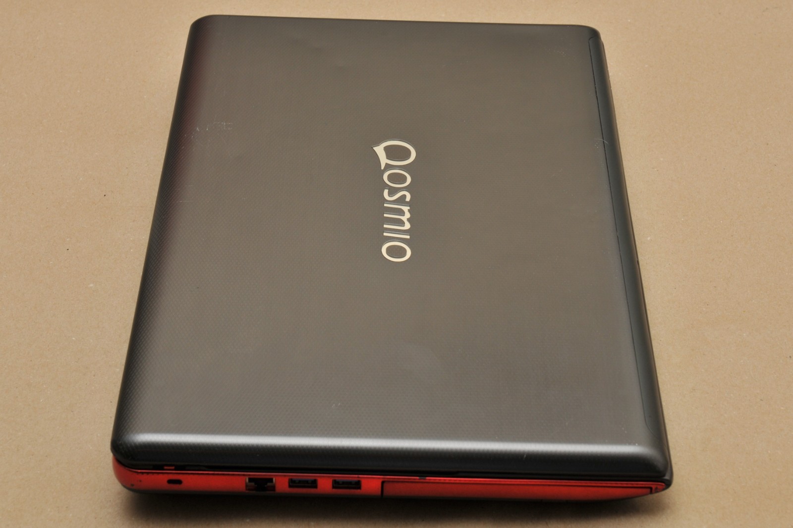 Toshiba Qosmio X875-Q7390 i7-3630QM GeForce GTX 670M 1TB HDD 12GB RAM Windows 8