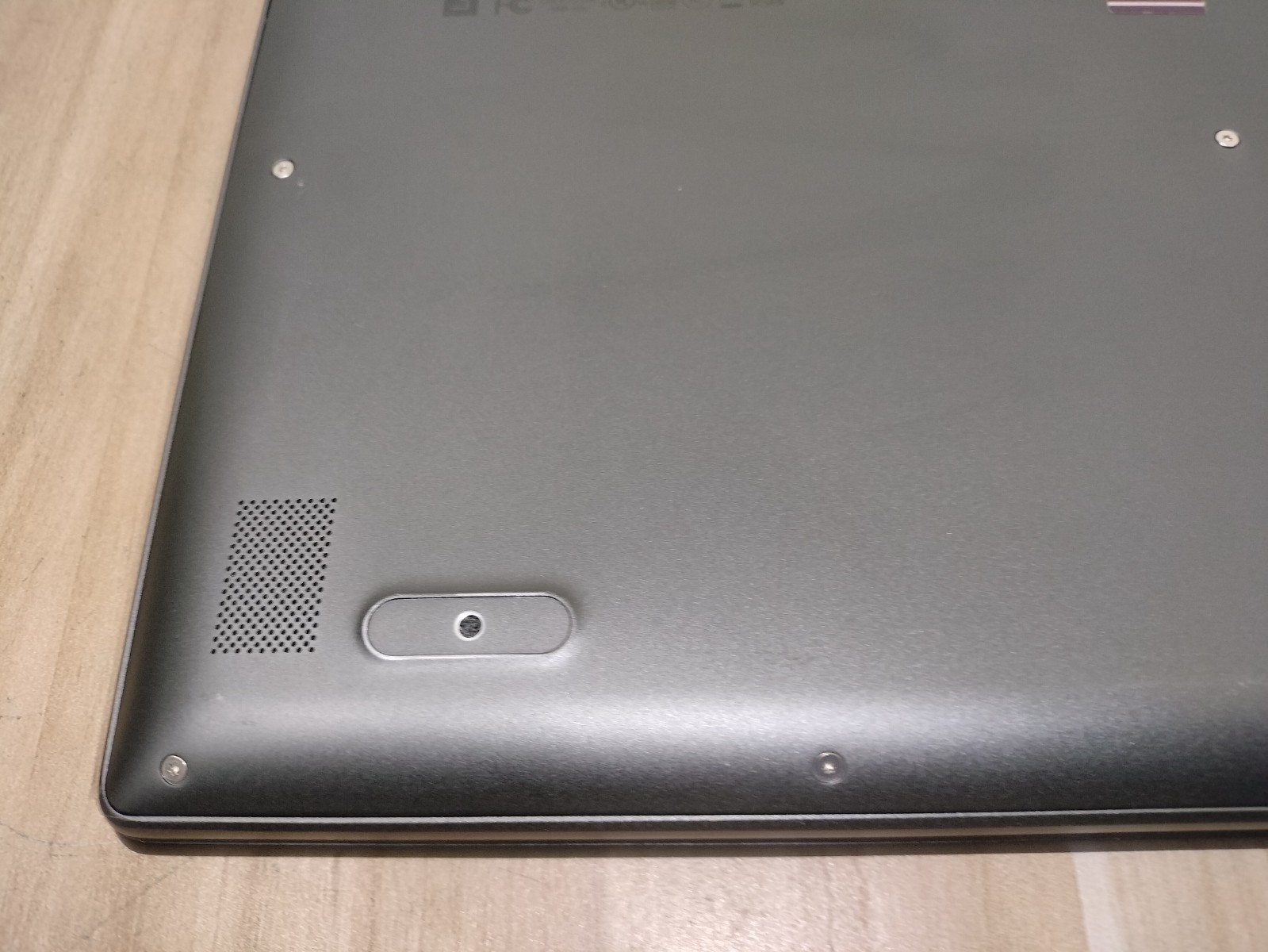 Lenovo Ideapad 530S-14ARR | Ryzen 5 2500U | 8GB RAM | 256GB SSD | NO OS