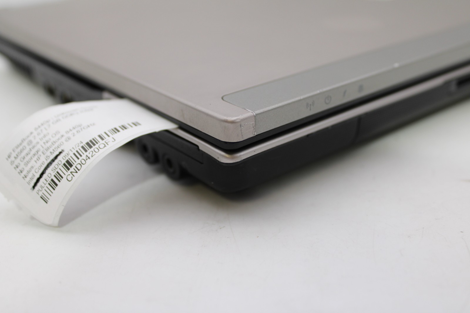HP Elitebook 8440p 14″ i5-M560 2GB RAM NO STORAGE/OS *PARTS/REPAIR*