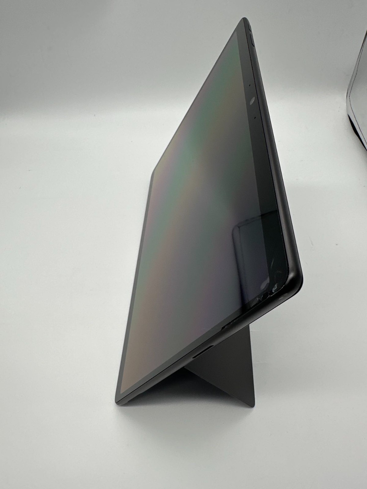 Microsoft Surface Pro 11 13″ Snapdragon X Elite 16GB 256GB SSD Win11 Pro Black