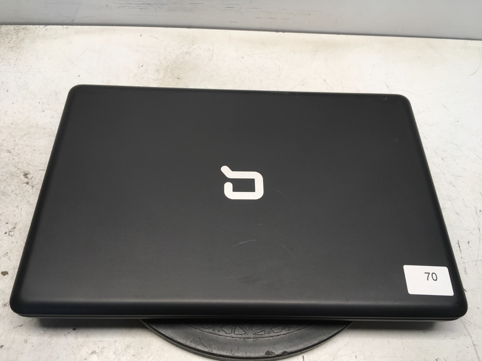 Compaq Presario CQ56-219WM Intel Celeron 900 2.2GHz 2 GB NO HDD No Batt