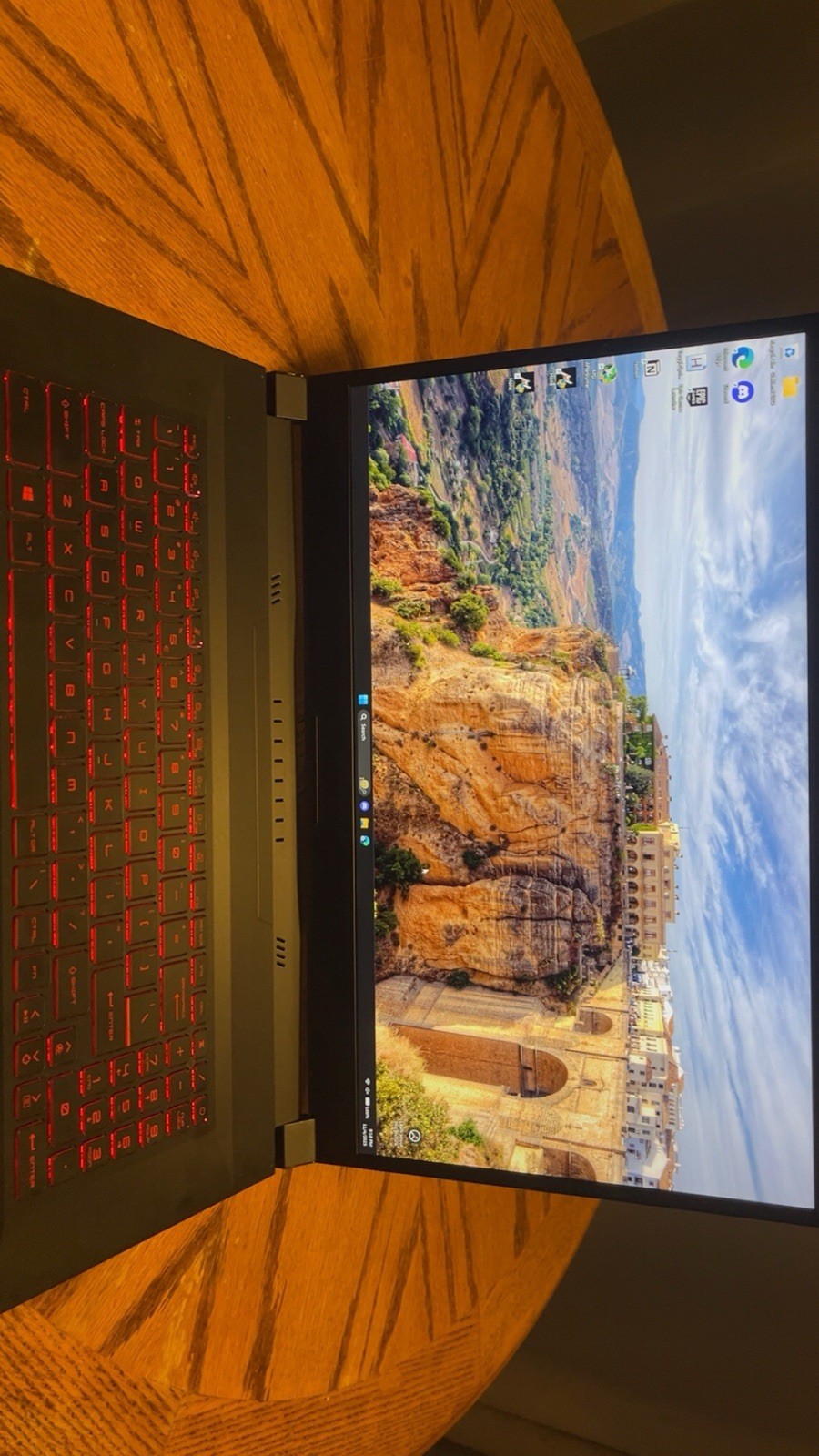 MSI GF76 Katana Gaming Laptop 17.3″ 144Hz, I7 11800H, 16GB RAM, RTX 3050Ti